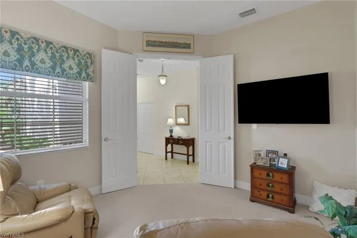 6502 Monterey Pt 102, Naples, Florida 34105