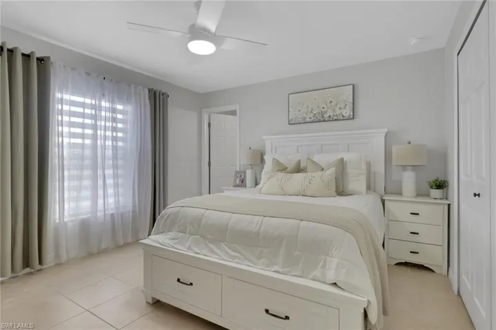 Foyer with baseboards