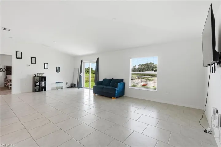 3403 34th St Sw, Lehigh Acres, Florida 33976