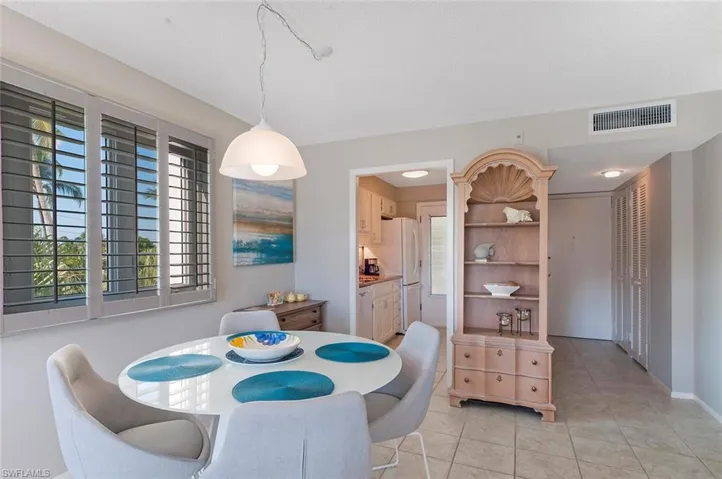 1300 Gulf Shore Blvd N 406, Naples, Florida 34102