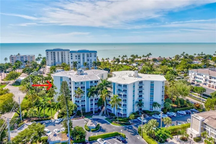 1300 Gulf Shore Blvd N 406, Naples, Florida 34102