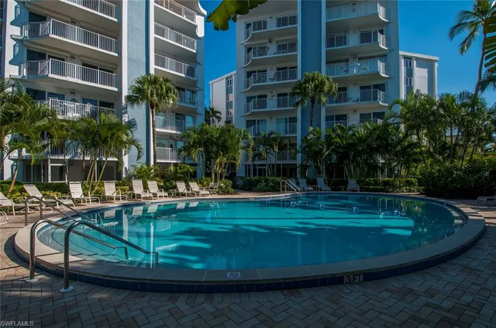 1300 Gulf Shore Blvd N 406, Naples, Florida 34102