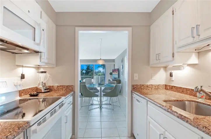 1300 Gulf Shore Blvd N 406, Naples, Florida 34102