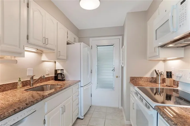 1300 Gulf Shore Blvd N 406, Naples, Florida 34102