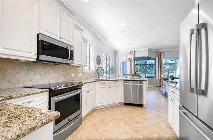 2917  Lone Pine  LN, Naples, FL 34119