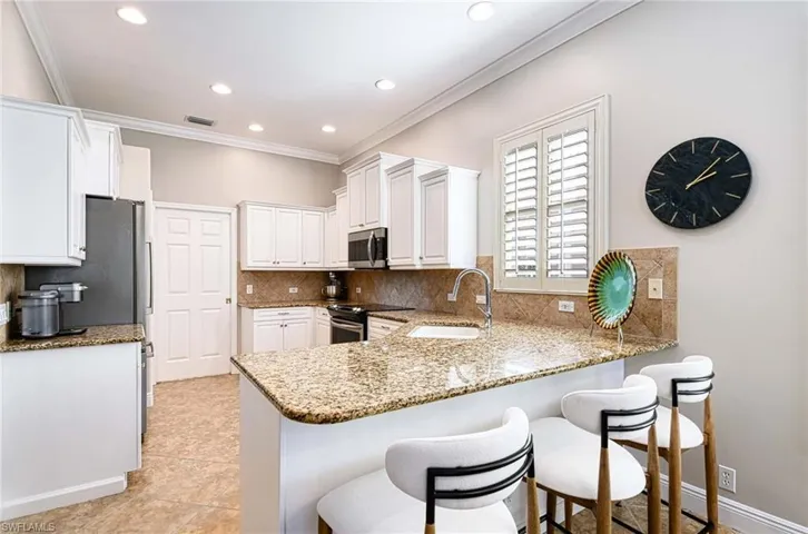 2917  Lone Pine  LN, Naples, FL 34119