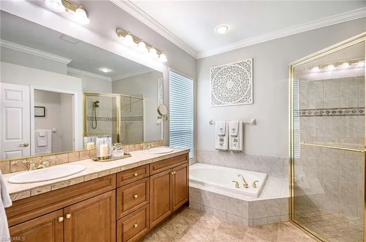 2917  Lone Pine  LN, Naples, FL 34119