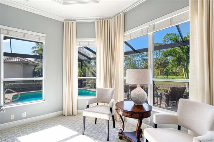 Large Primary suite with door to Lanai