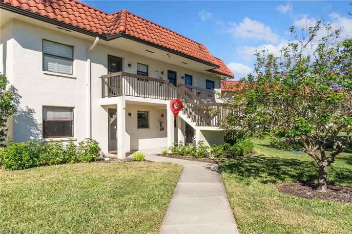 4198 27th Ct Sw # 106, Naples, Florida 34116