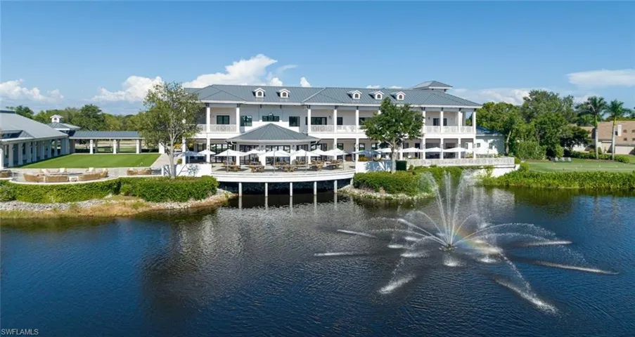 8405 Excalibur Cir D9, Naples, Florida 34108