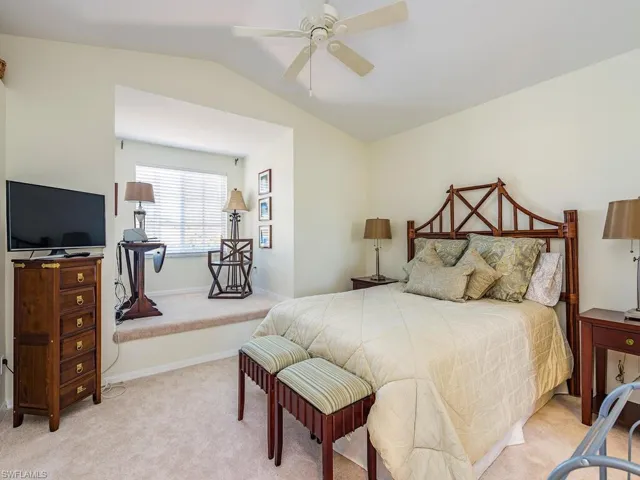 8405 Excalibur Cir D9, Naples, Florida 34108