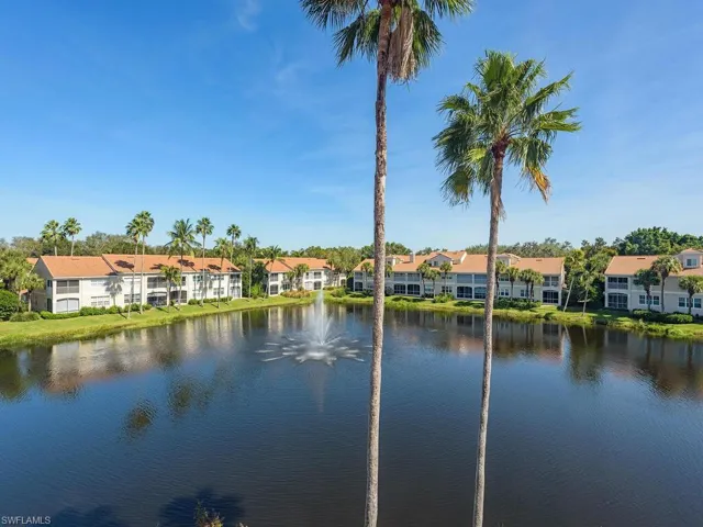 8405 Excalibur Cir D9, Naples, Florida 34108