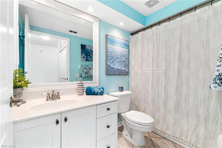 6923 Satinleaf RD N # 104, NAPLES FL 34109