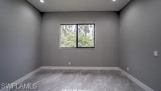 1057  Redbank  AVE, Lehigh Acres, FL 33974