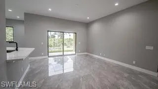 1057  Redbank  AVE, Lehigh Acres, FL 33974