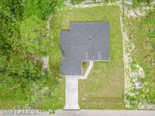 1057  Redbank  AVE, Lehigh Acres, FL 33974