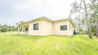 1057  Redbank  AVE, Lehigh Acres, FL 33974