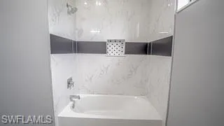 1057  Redbank  AVE, Lehigh Acres, FL 33974