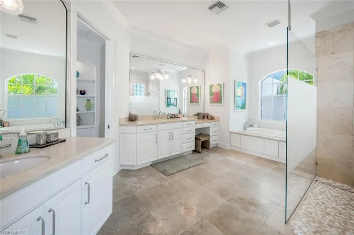 4129  Willowhead  WAY, Naples, FL 34103