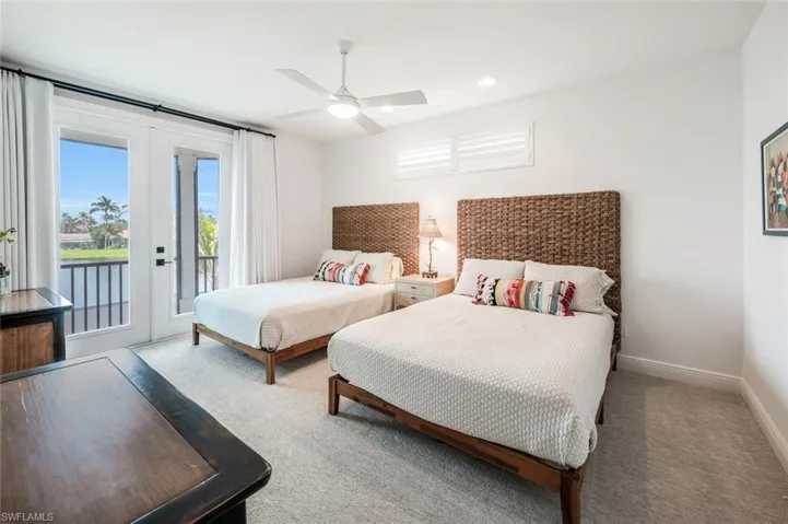 2 Queen Sized Bed