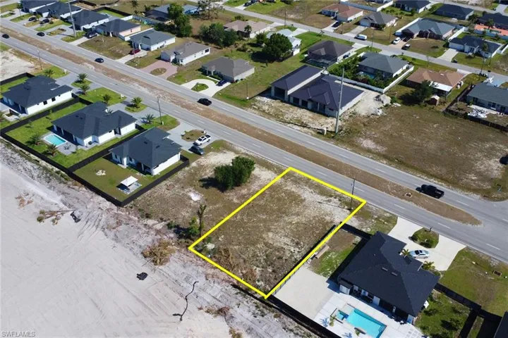 Drone / aerial view featuring a residential view