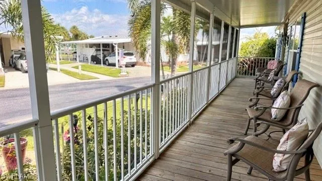 Front screened-in porch