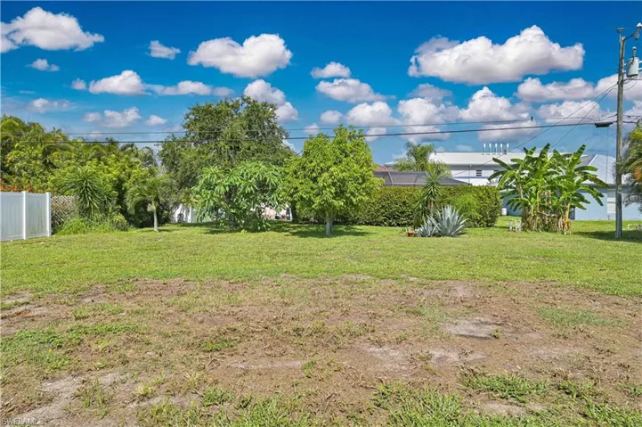 1622 Sw 6th Ave, Cape Coral, Florida 33991