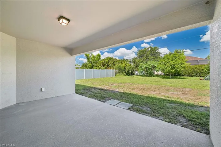 1622 Sw 6th Ave, Cape Coral, Florida 33991