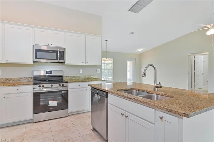 1622 Sw 6th Ave, Cape Coral, Florida 33991
