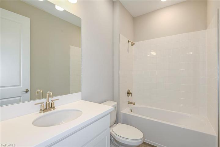 107 SW 34th Place ~ Ready Now