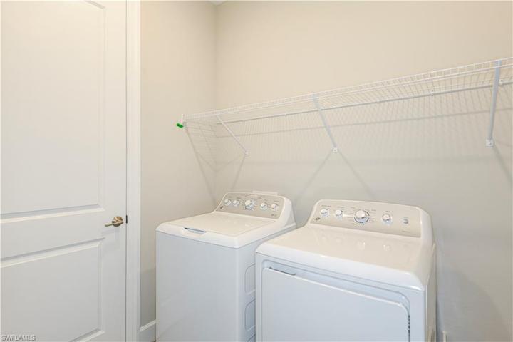 107 SW 34th Place ~ Ready Now