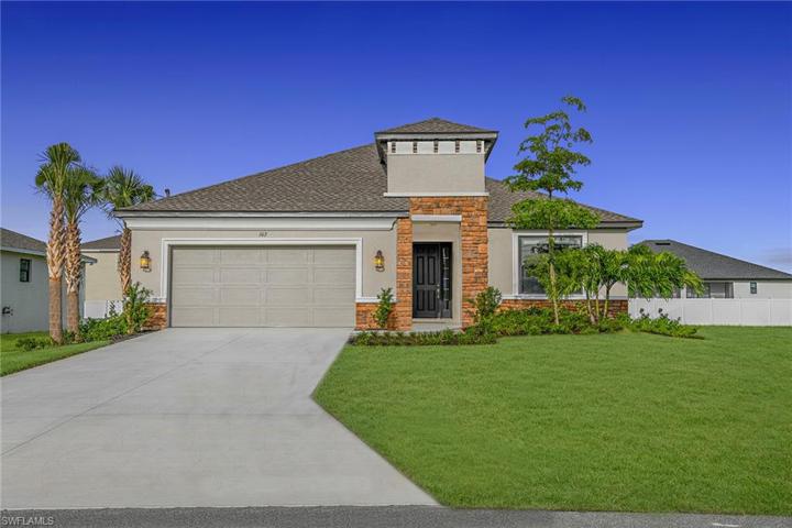 107 SW 34th Place ~ Ready Now
