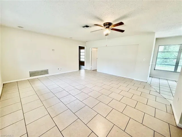 706 E 3rd St, Lehigh Acres, Florida 33936