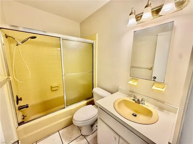 706 E 3rd St, Lehigh Acres, Florida 33936