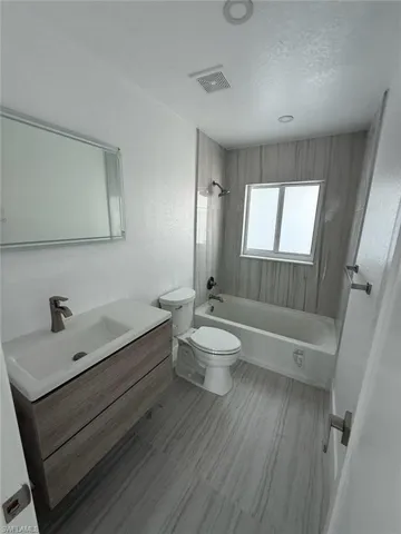 2823 Janet St, Matlacha, Florida 33993