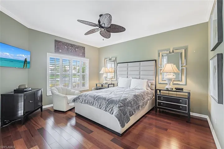 8471  Abbington  CIR, Naples, FL 34108