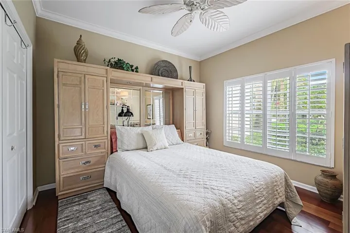 8471  Abbington  CIR, Naples, FL 34108