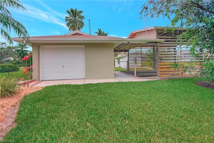787 Overriver Dr, North Fort Myers, Florida 33903