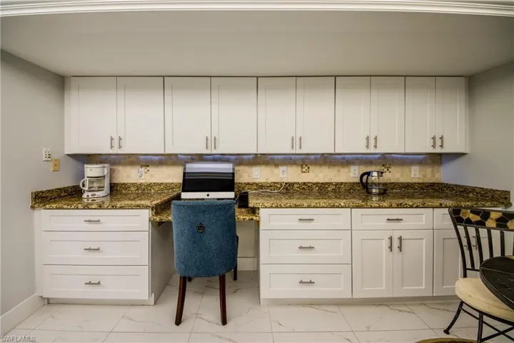 787 Overriver Dr, North Fort Myers, Florida 33903