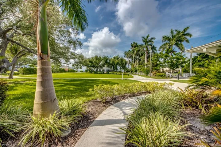 787 Overriver Dr, North Fort Myers, Florida 33903