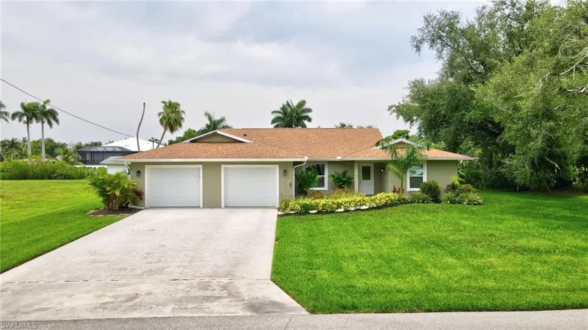 787 Overriver Dr, North Fort Myers, Florida 33903