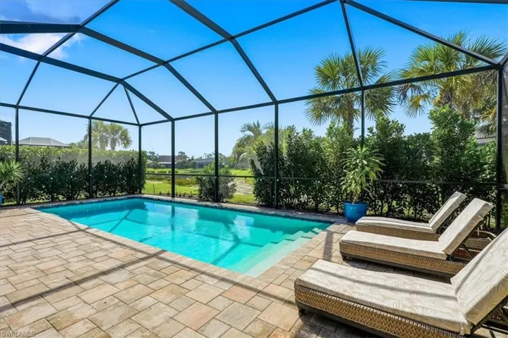 9831 Everglades Dr, Naples, Florida 34120