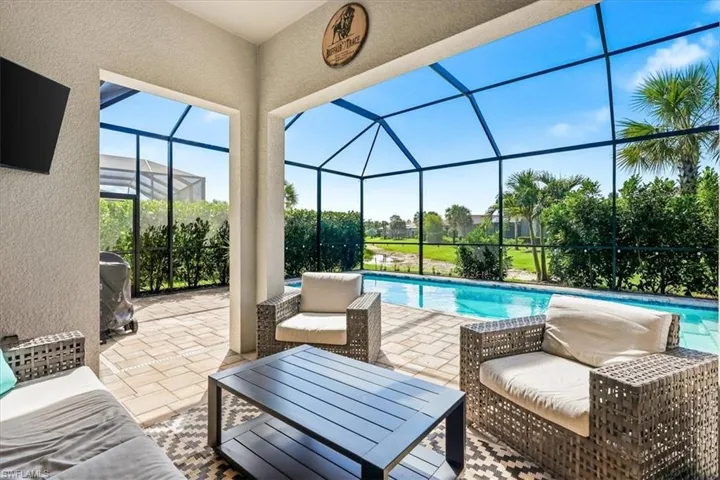 9831 Everglades Dr, Naples, Florida 34120