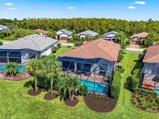 9831 Everglades Dr, Naples, Florida 34120