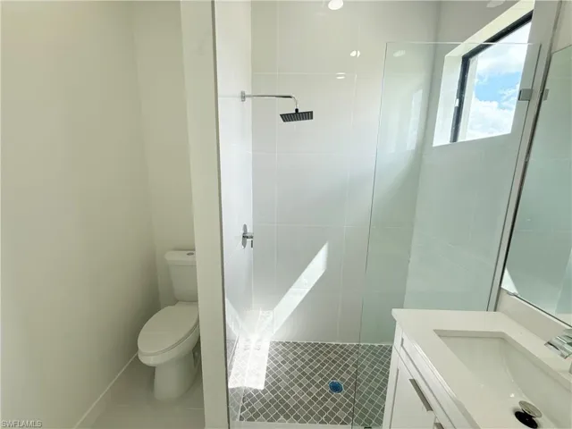 4332 Nw 32nd St, Cape Coral, Florida 33993