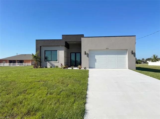 4332 Nw 32nd St, Cape Coral, Florida 33993