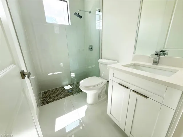 4332 Nw 32nd St, Cape Coral, Florida 33993