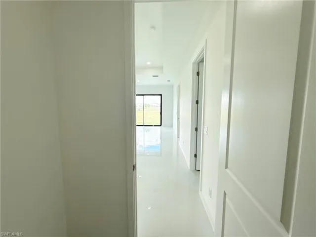 4332 Nw 32nd St, Cape Coral, Florida 33993