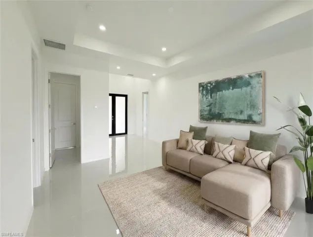 4332 Nw 32nd St, Cape Coral, Florida 33993