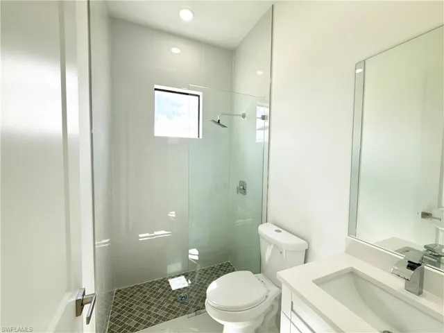 4332 Nw 32nd St, Cape Coral, Florida 33993